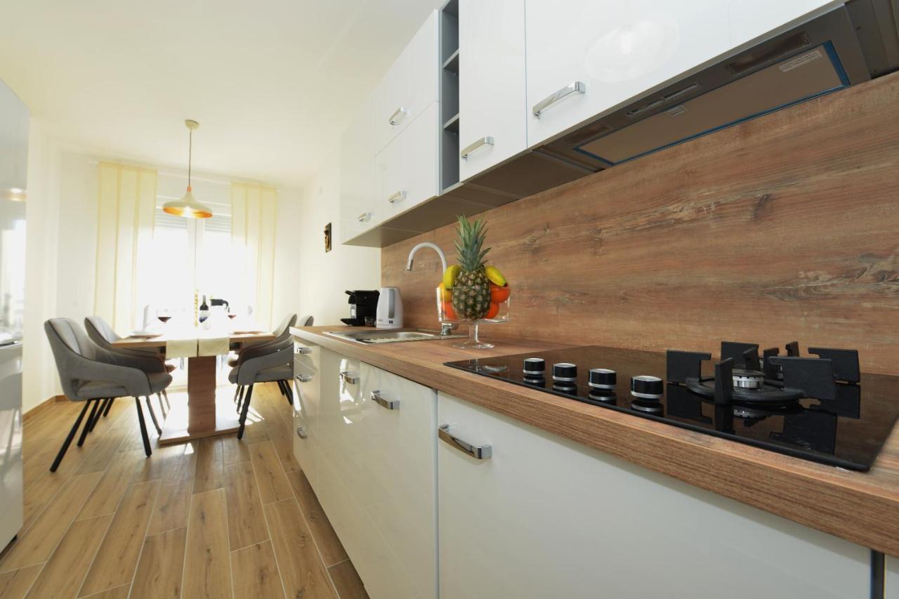 Apartman Lola ザダル エクステリア 写真